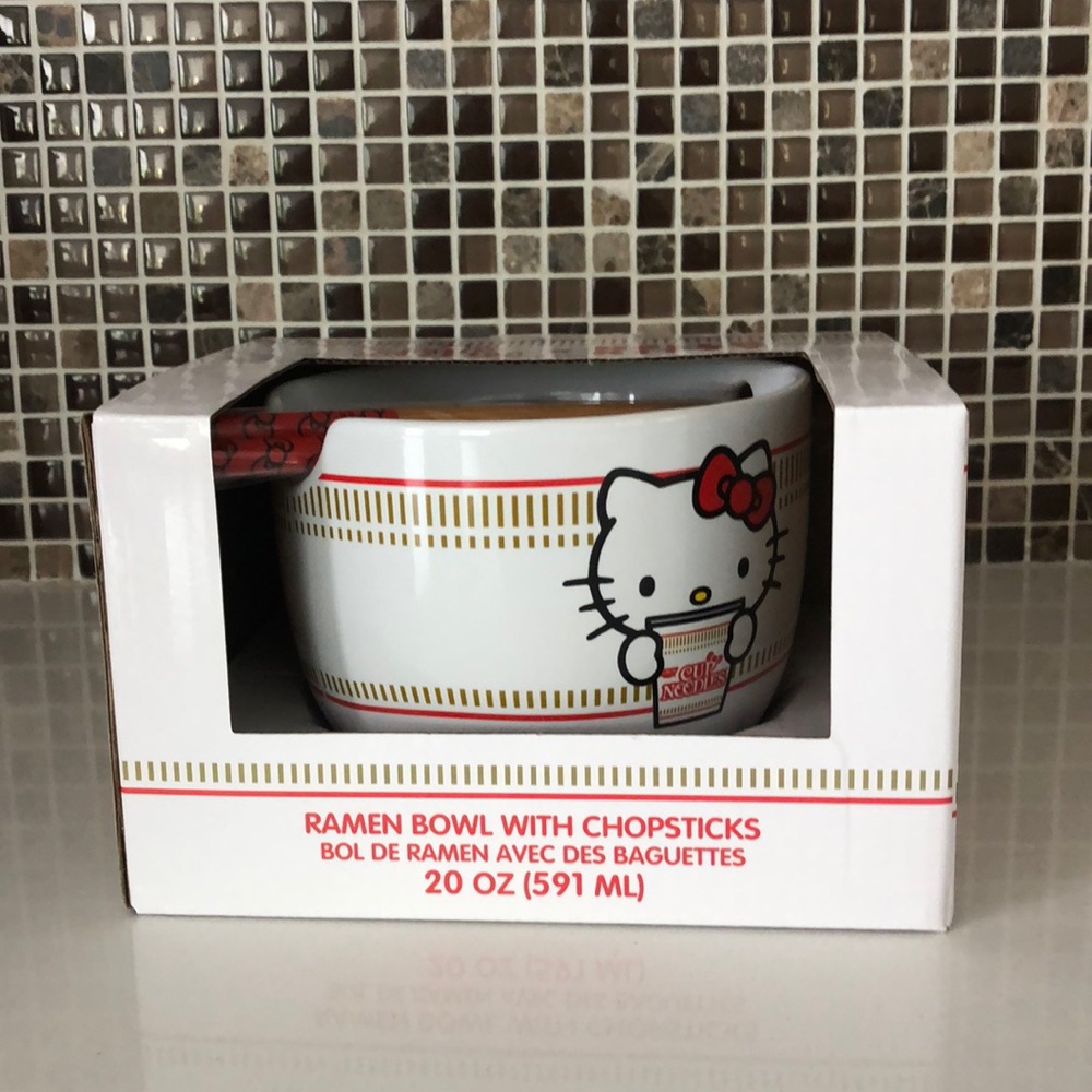 HELLO KITTY X NISSIN CUP NOODLES RAMEN BOWL W CHOPSTICKS 20OZ NEW IN BOX